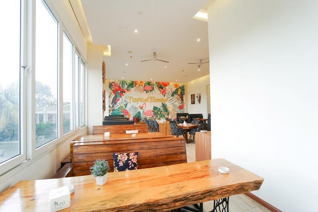 Deli Hotel Medan Eksteriør bilde